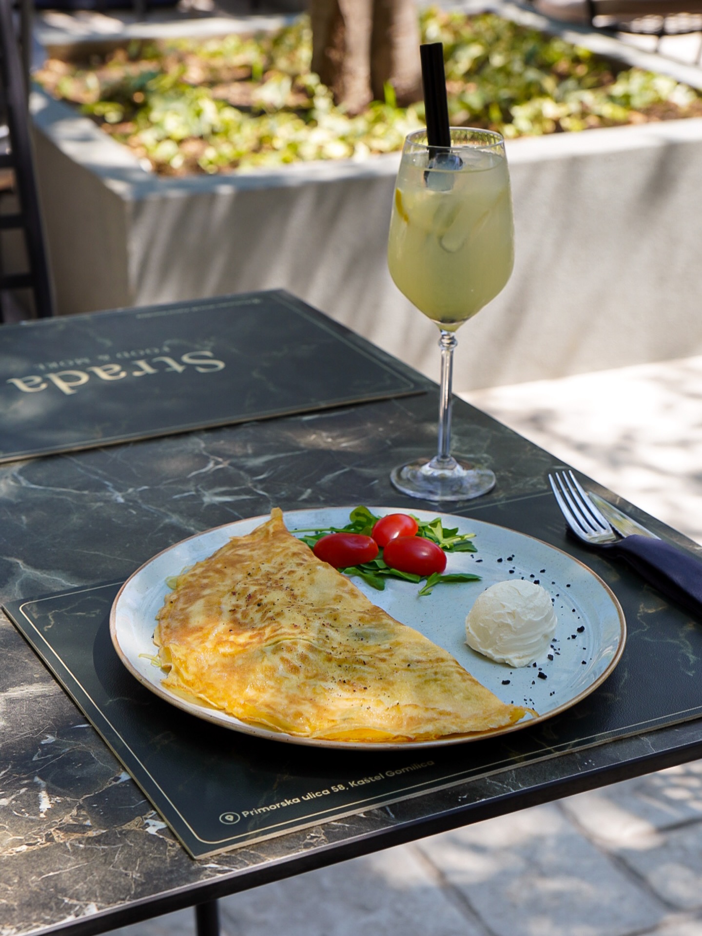 A Strada breakfast plate.